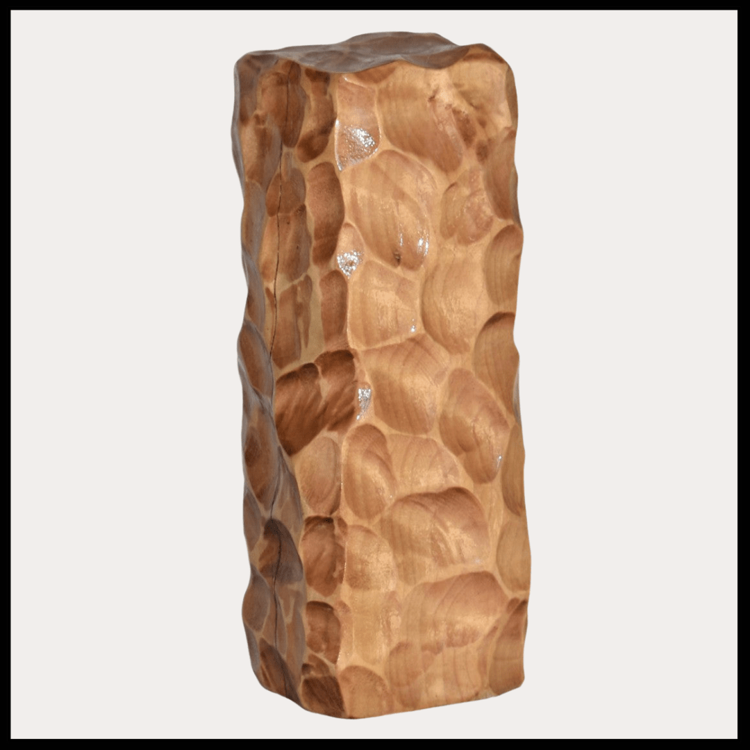 Holzskulptur Kubus